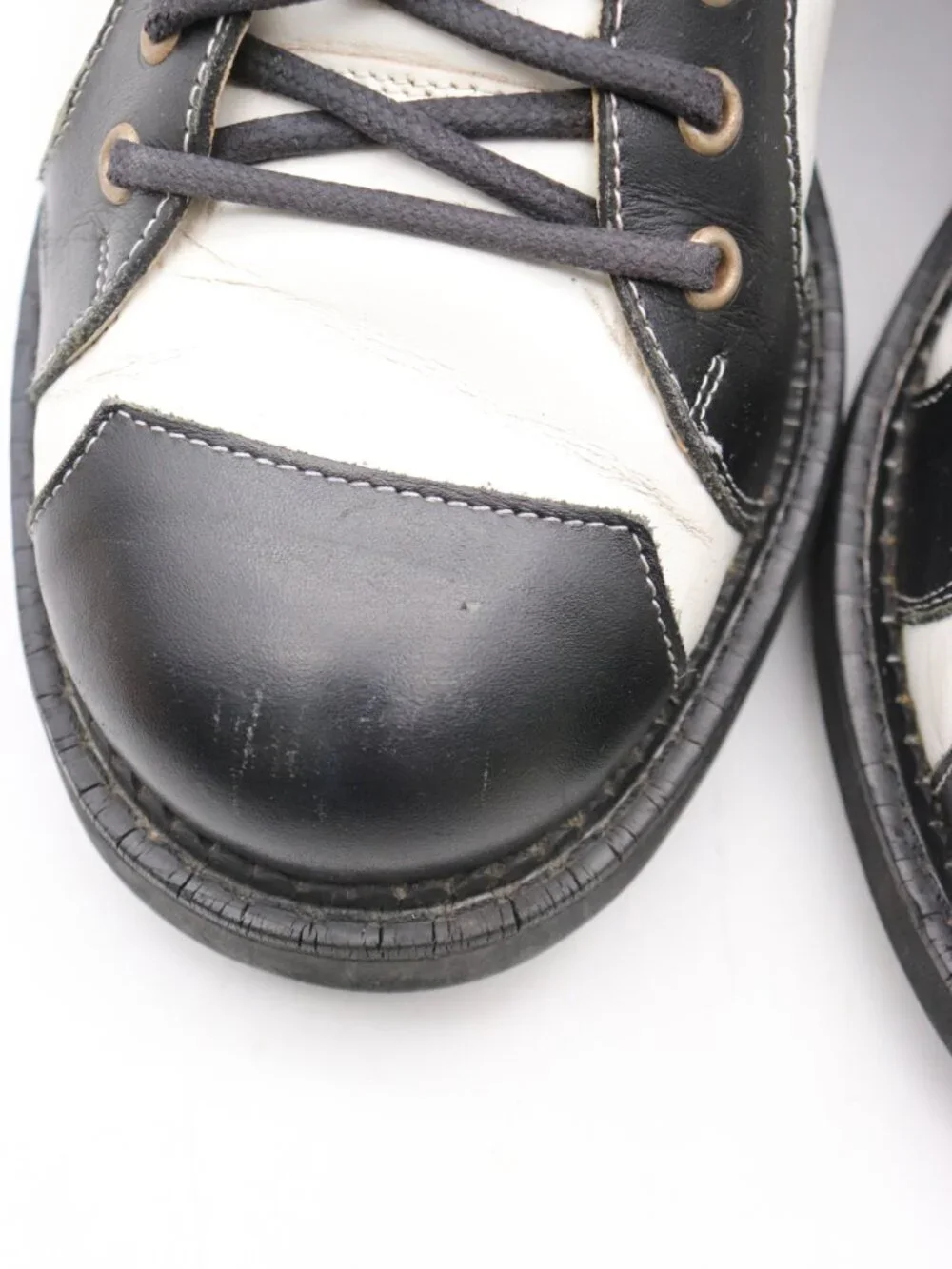 John Fluevog 7th Heaven Angel Men's Size 8.5 Derby Oxfords Black White Lace Up